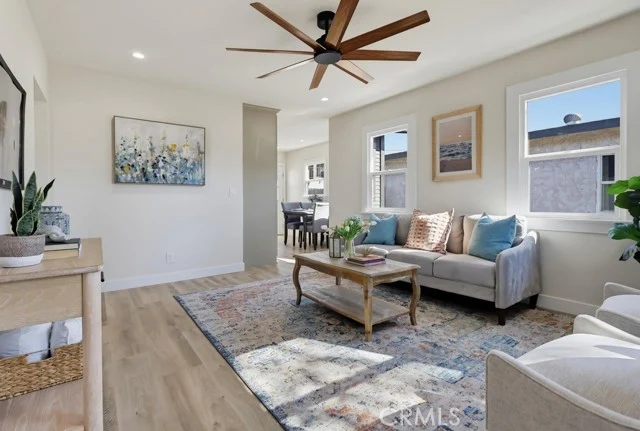 5868 Myrtle photo 5