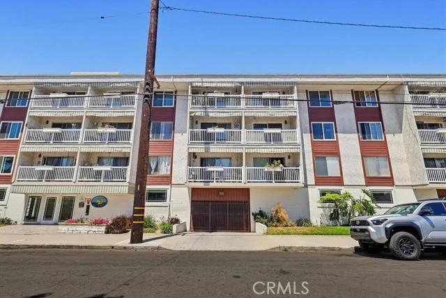 363 Newport Avenue #302 photo 2