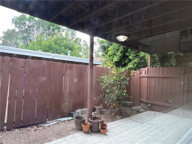3107 Hollycrest photo 2