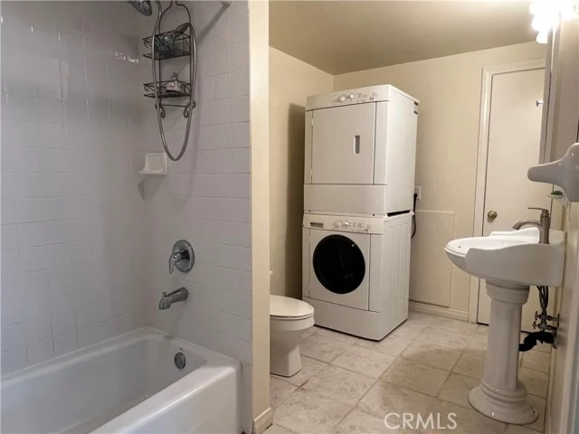 3107 Hollycrest photo 5