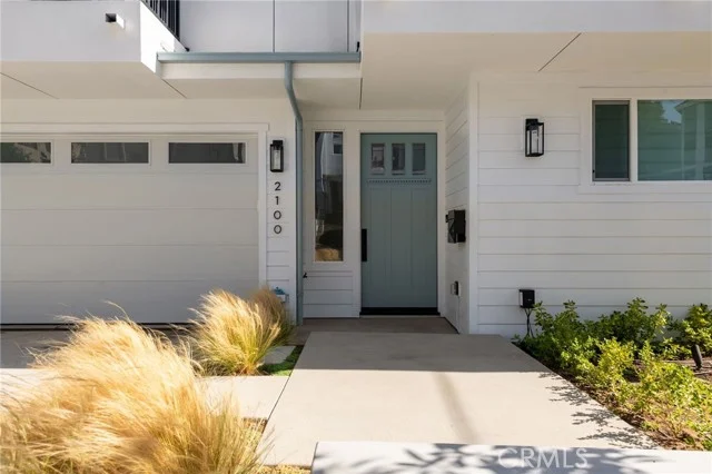 2100 Carnegie Lane photo 4