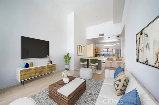 630 W 6th #616, Los Angeles