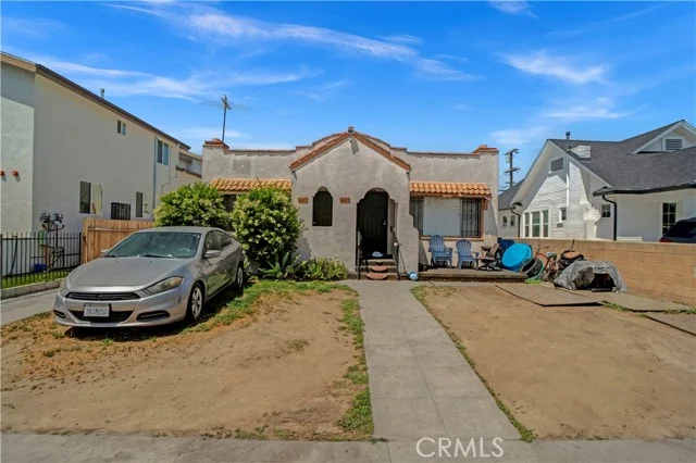 4227 Walton Avenue photo 2