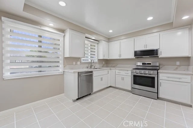 18406 Florwood Avenue photo 3