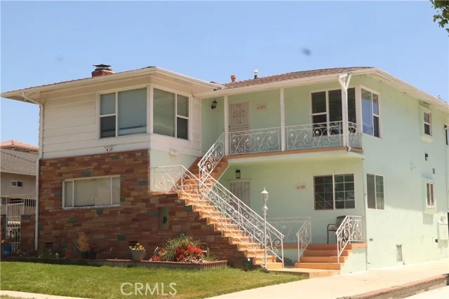 6100 S Fairfax Avenue, Ladera Heights