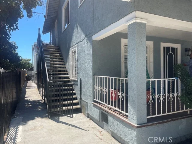 620 E 28th Street photo 3