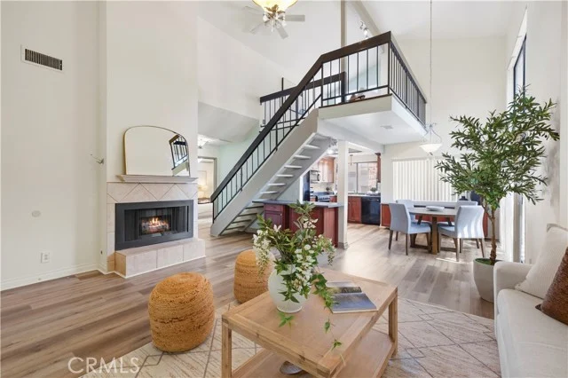 18433 Hatteras #507 photo 4