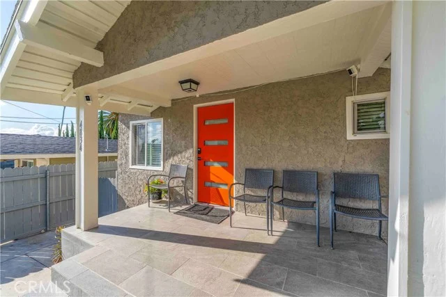 4834 Edison photo 3
