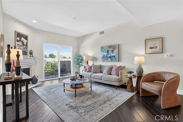 4424 Whitsett Avenue #303 photo 5