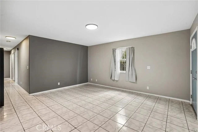 1503 W Adams photo 5