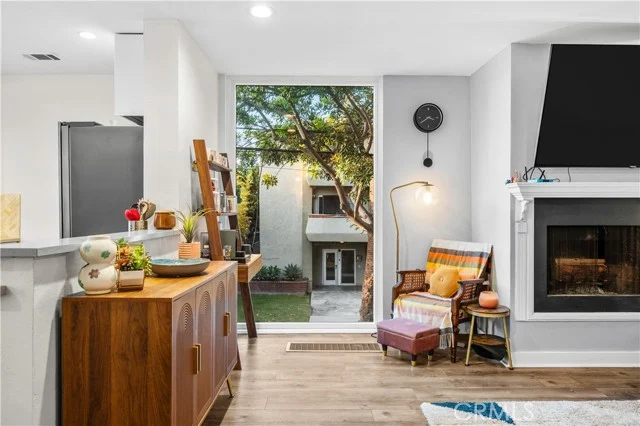 1418 E Florida Street #1 photo 4