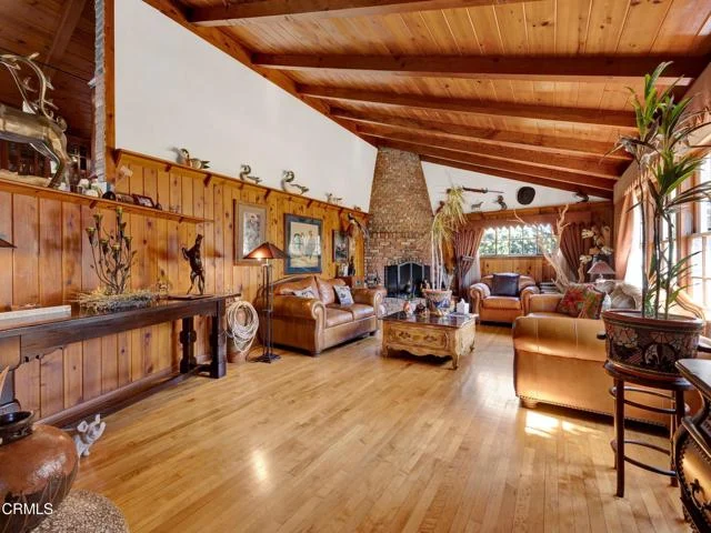 9701 La Canada Way photo 3