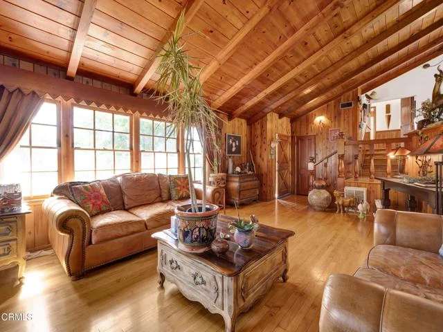9701 La Canada Way photo 4