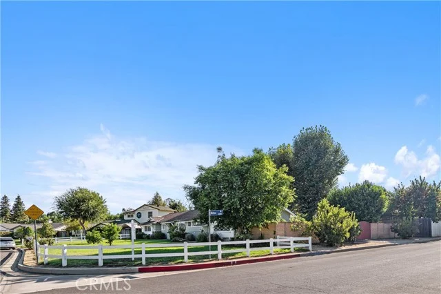 6257 Melba Avenue photo 4