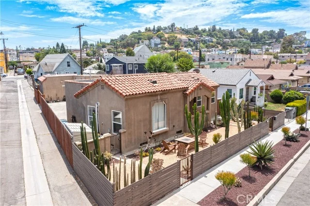 4026 Perry, City Terrace