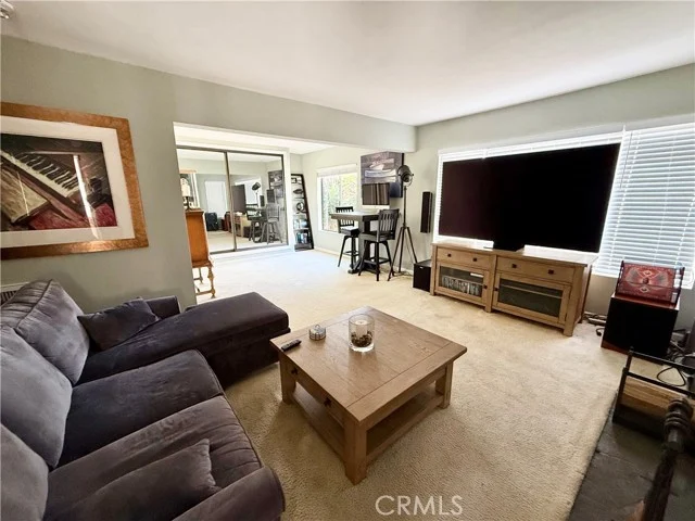813 Bayview photo 3