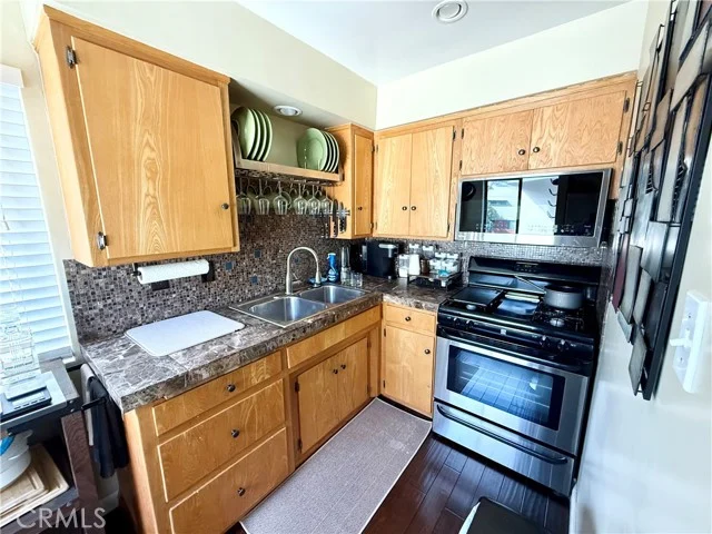 813 Bayview photo 5