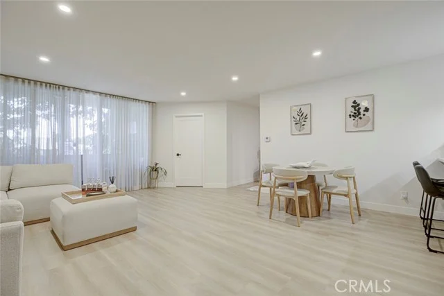 5411 Tyrone Avenue #203 photo 5