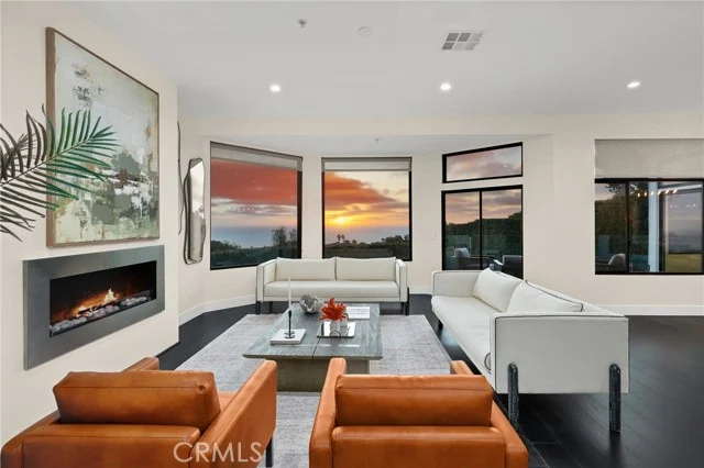 30502 Palos Verdes Drive West photo 3