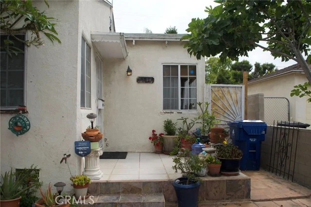 4130 Redwood Avenue photo 4