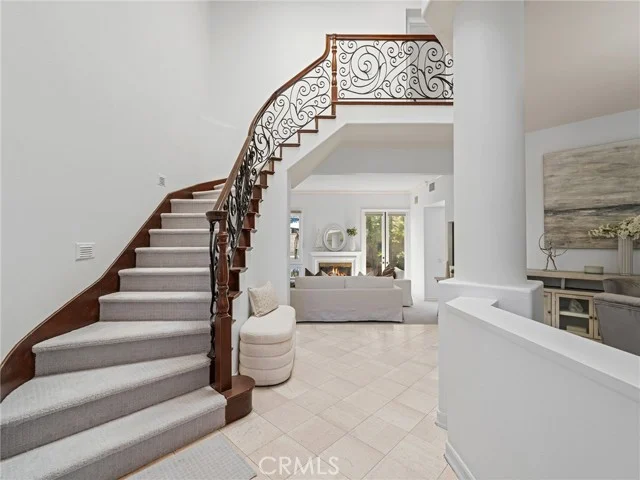 6264 Napoli Court photo 2