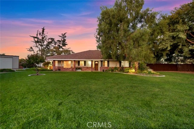 2850 Woodbury Court photo 3