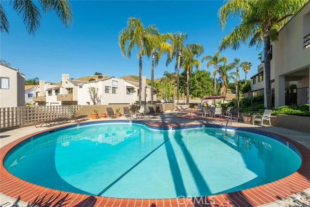 4265 Las Virgenes photo 2