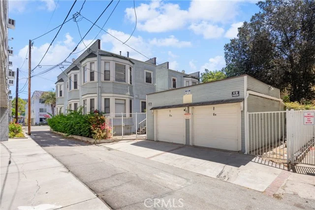 419 Cedar photo 2