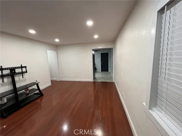 18234 Bonham photo 2