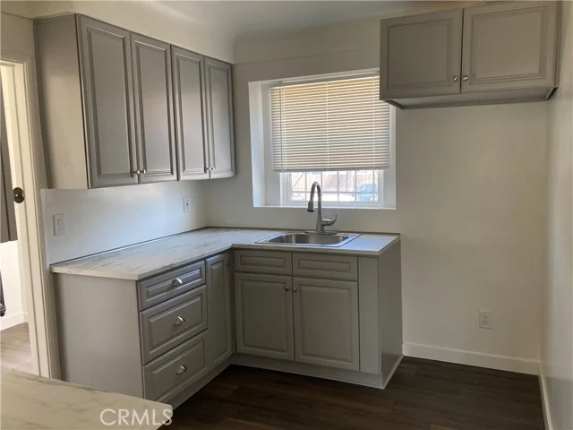 302 W 107th Street photo 3