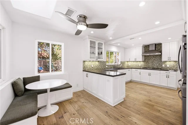 2284 Silver Spring photo 5