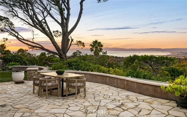 5335 Rollingridge photo 3