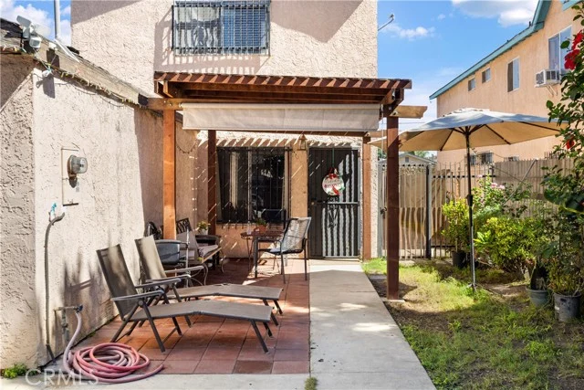 10616 Wilmington photo 3