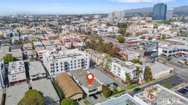 1525 Armacost Avenue, Los Angeles