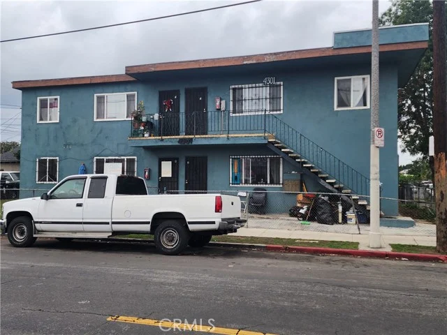 4301 Ascot, Los Angeles