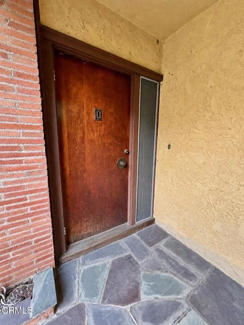 3908 Vineland Avenue photo 4