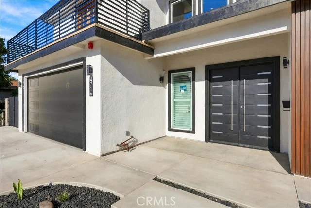 4716 Graywood photo 4