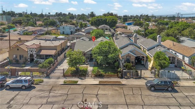 8711 S Fir photo 3