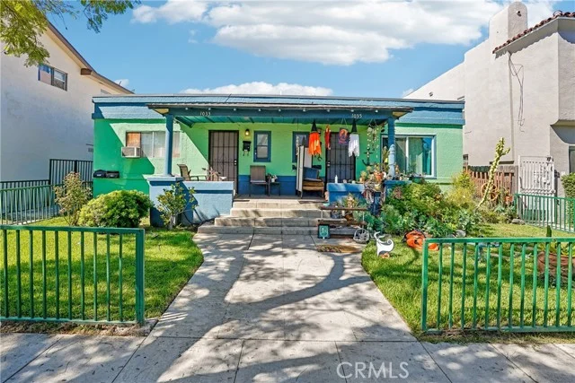 1033 Stanley Avenue photo 2