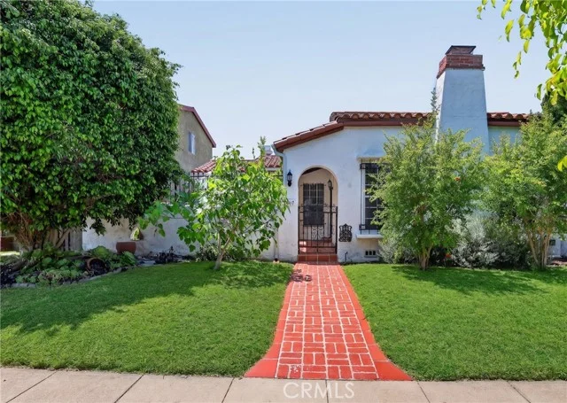 7607 8th Avenue, Los Angeles