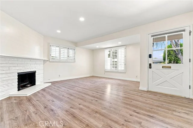 22510 Hartland photo 3