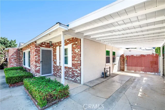 4950 Garden Grove photo 3