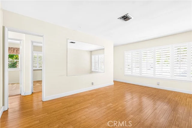 4950 Garden Grove photo 4