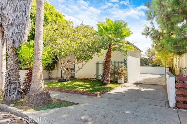 716 Machado Drive photo 3
