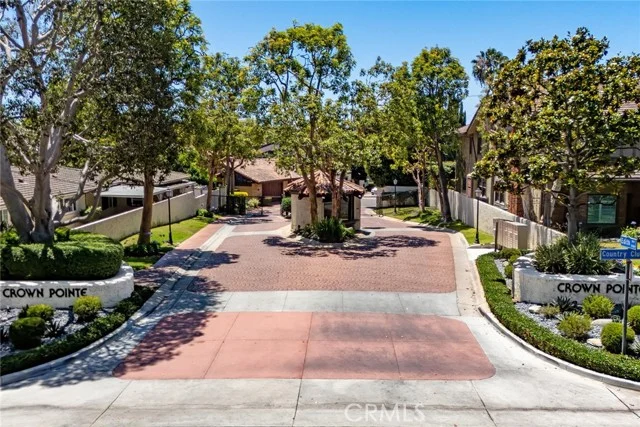 4000 Marion Way photo 4