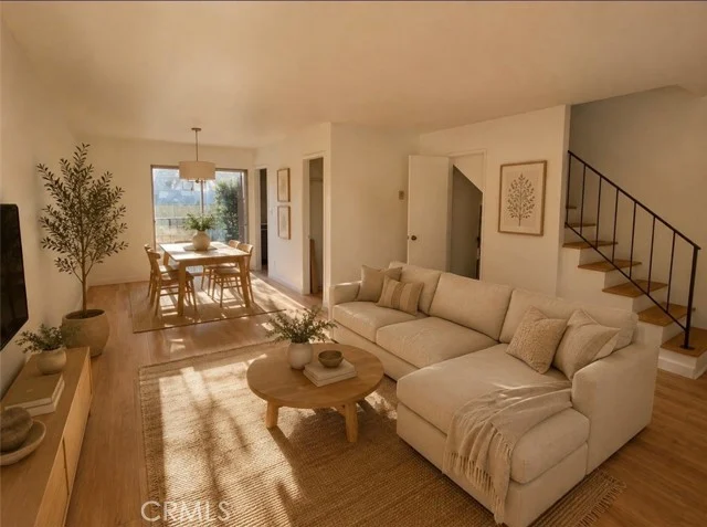 933 N Cedar #14, Inglewood