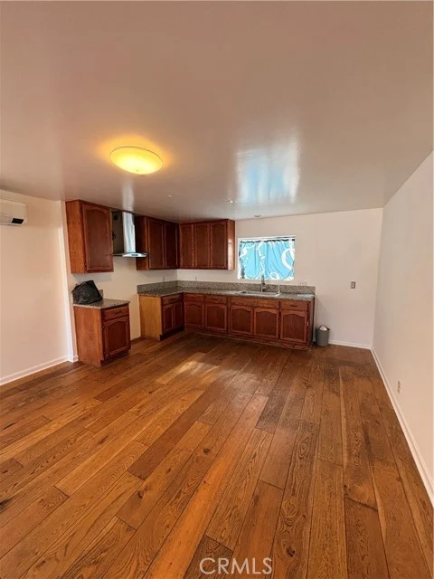 3322 Thelma photo 4