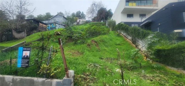2348 Riverside Dr, Silver Lake