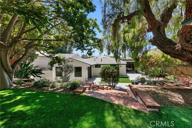2171 W 26th Place, Los Angeles