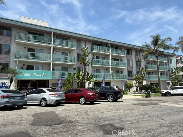 3415 Linden photo 5